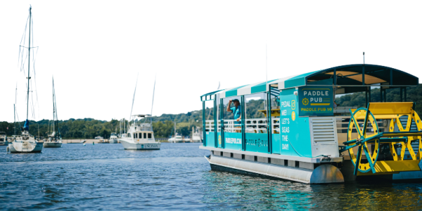 fiesta en barco ny 10