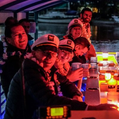 fiesta en barco ny 11