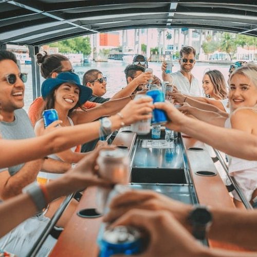 fiesta en barco ny 70