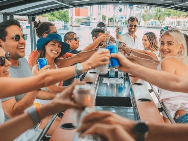 fiesta en barco ny 70